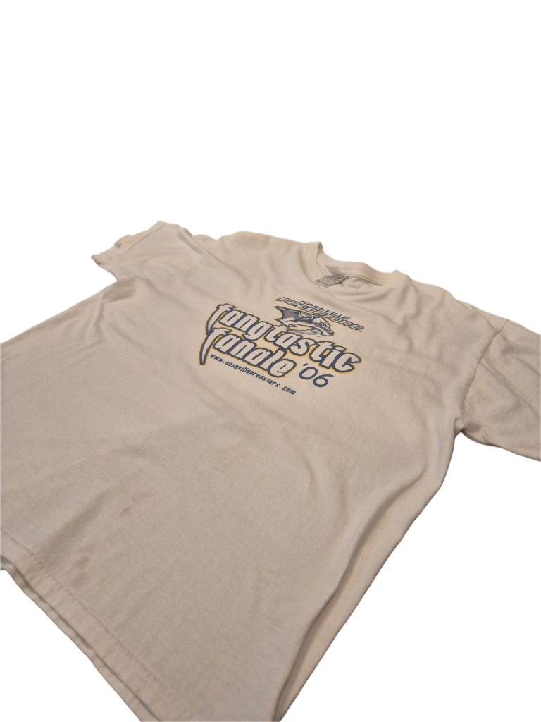 VTG Nashville predators '06 tee size XL