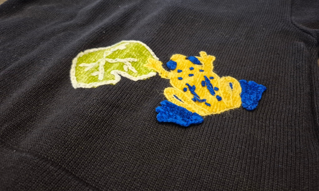 VTG Sweater (Amphibian) Print