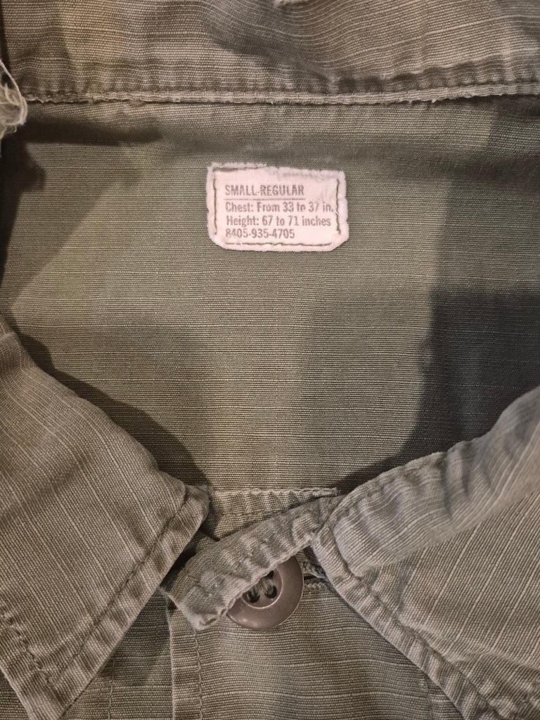 VTG military shirt/jacket